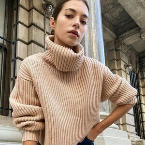 Babaton 100% Merino Wool Crop Turtleneck Sweater